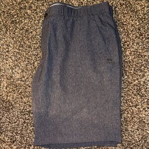 Under Armour Men's Flat Front Dark Gray Golf Shorts